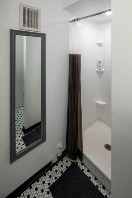Вилла Seaview Hideaway Heated Floors, Free Parking Сиэтл Экстерьер фото